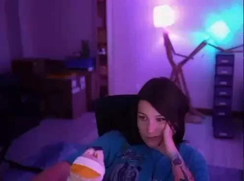 Fooya Casual Chair Pose OnlyFans Video Leaked