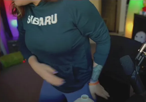 Fooya Subaru Hoodie Adjusting OnlyFans Video Leaked