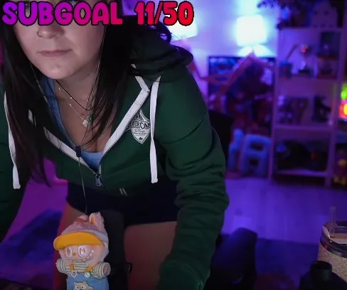 Fooya Green Hoodie Unzipping OnlyFans Video Leaked
