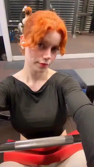 Fraoula Gym Top With Cleavage OnlyFans Video Leaked