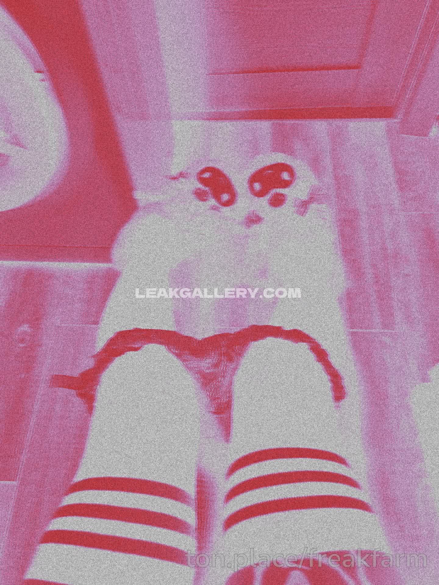 Freak.farm Exclusive Leaked Nude OnlyFans #13037074