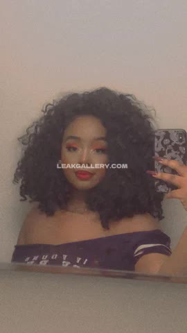 Gabriellelee24 Off Shoulder Top Tease OnlyFans Photo Leaked