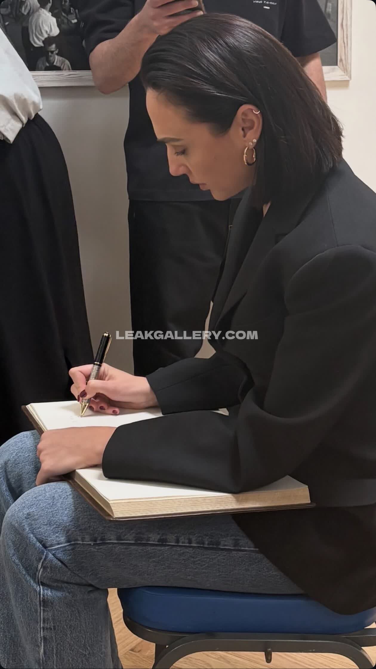 Gal_gadot Exclusive Leaked Nude OnlyFans #12436479