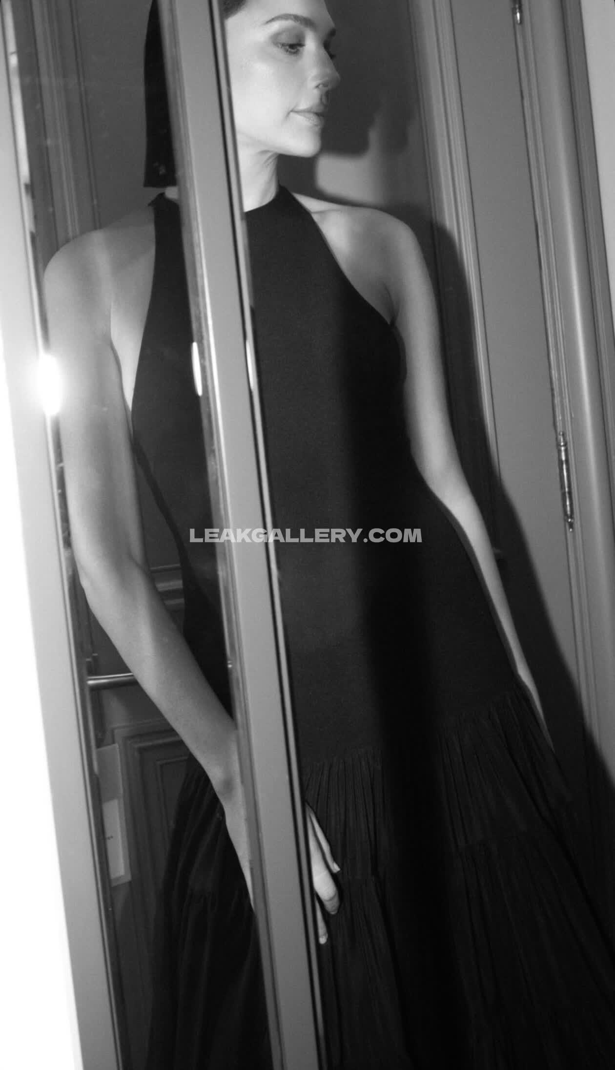 Gal_gadot Exclusive Leaked Nude OnlyFans #12436458