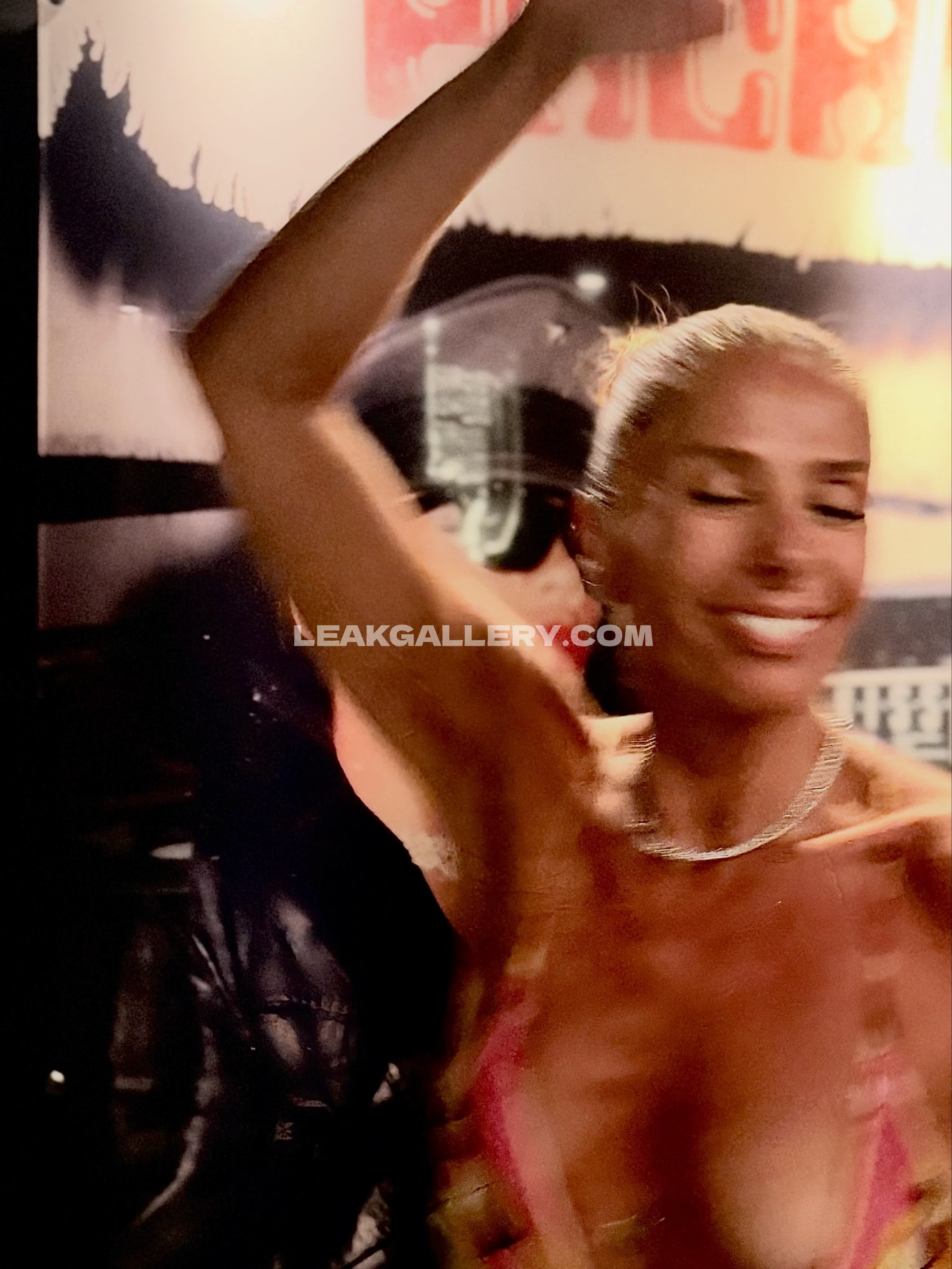 Galisteuoficial Exclusive Leaked Nude OnlyFans #13355030