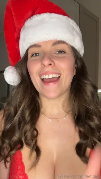Gastmiriam Red Lace Bra Tease OnlyFans Video Leaked