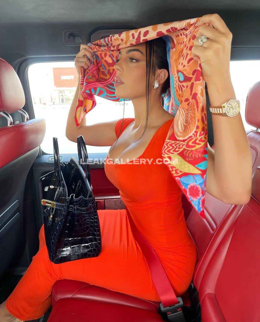Georgina_rodriguez Exclusive Leaked Nude OnlyFans #12476156