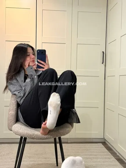 Germangirlnextdoor95 Sockless Feet Selfie OnlyFans Photo Leaked