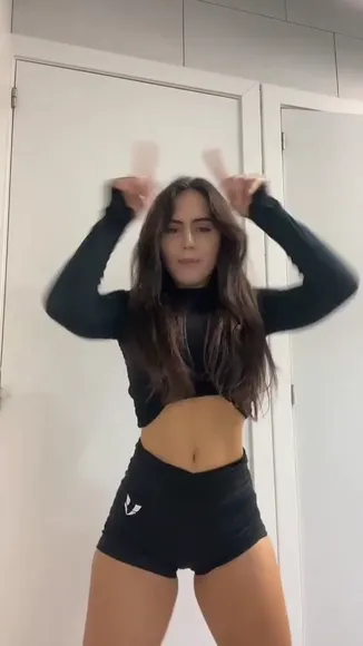 Ghi_eburneo Tight Shorts Booty Shake OnlyFans Video Leaked