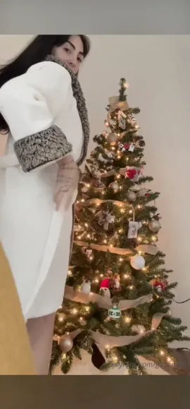 Giagerardi Naked Boobs With Ornaments OnlyFans Video Leaked