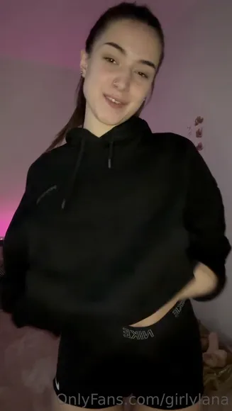 Girlylana Full Nude Bed Tease OnlyFans Video Leaked