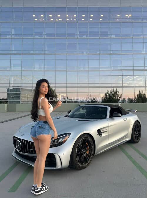 Goddesskira Exclusive Leaked Nude OnlyFans #14807795