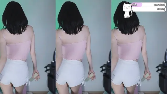 Gpgpgpgpgpgp Pink Lace Bra Tease OnlyFans Video Leaked