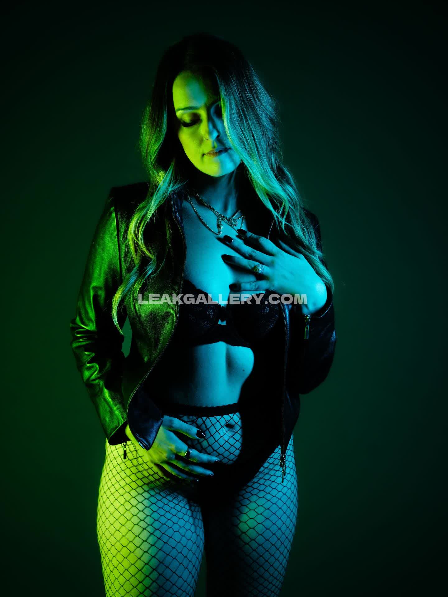 Graceisavibe Exclusive Leaked Nude OnlyFans #13078193
