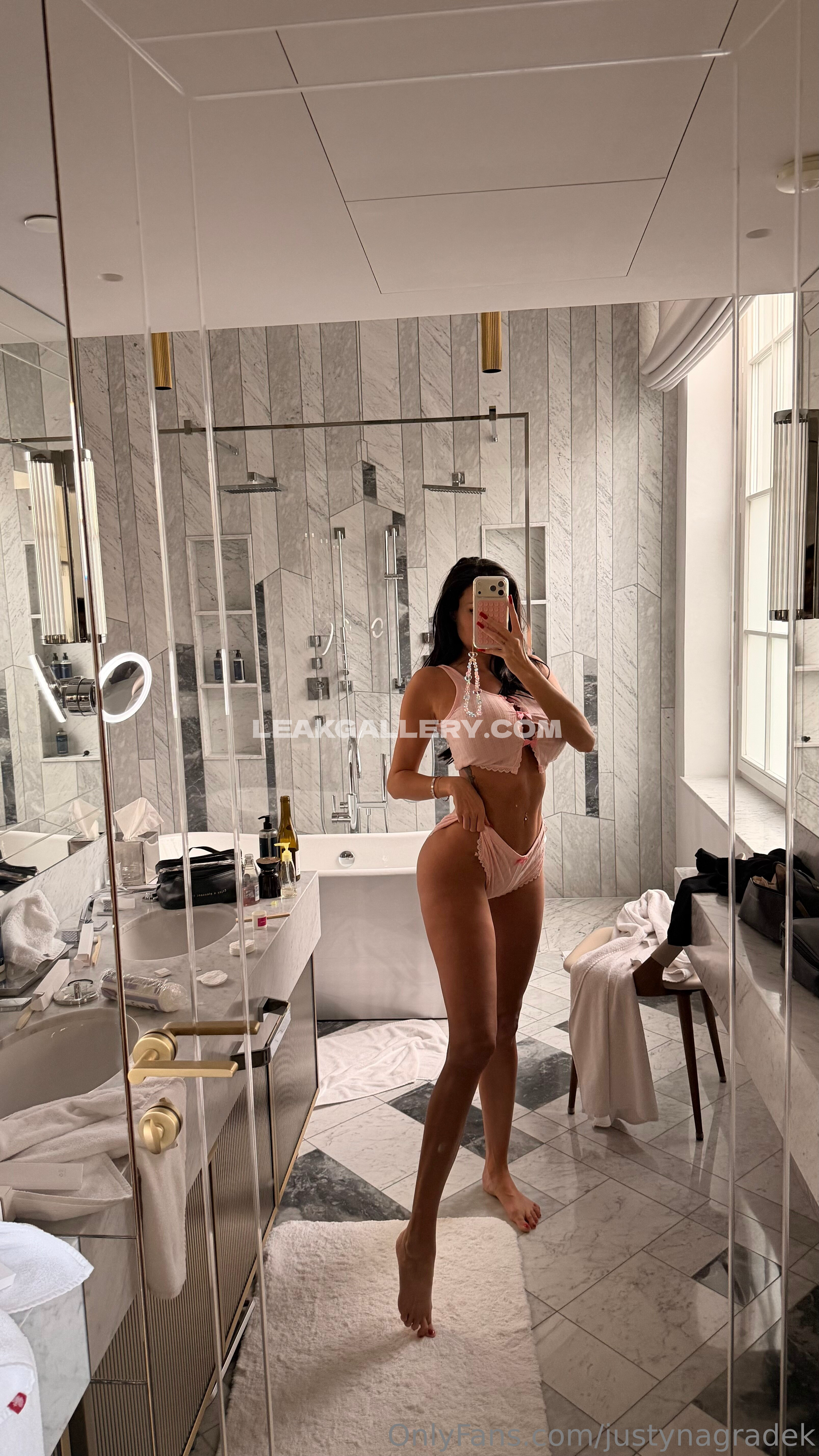 Gradek_justyna Exclusive Leaked Nude OnlyFans #13387701
