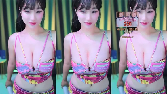 Grillrae_0 Pink Print Bikini Dance OnlyFans Video Leaked