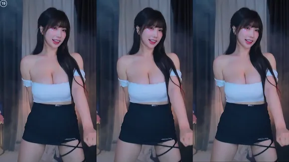 Grillrae_0 Off-Shoulder Top Tease OnlyFans Video Leaked