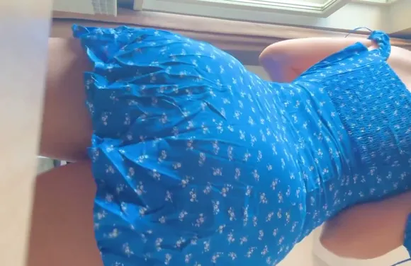 Gymfoxfi Blue Dress Ass Tease OnlyFans Video Leaked