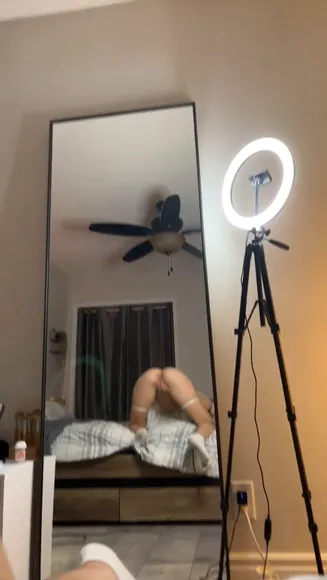 Hailey Bare Ass Bending Over OnlyFans Video Leaked