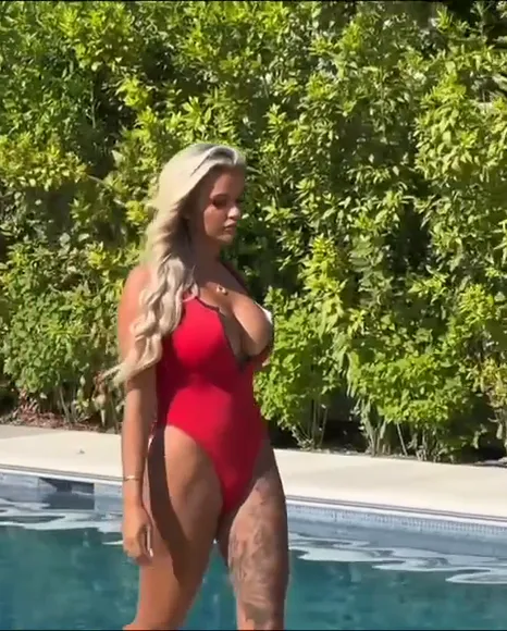 Haileyrhino Red Swimsuit Strut OnlyFans Video Leaked