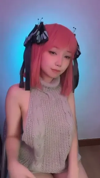 Hakaosan Knitted Top Tease OnlyFans Video Leaked