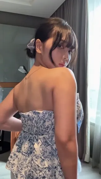 Hakaosan Floral Strapless Dress Tease OnlyFans Video Leaked