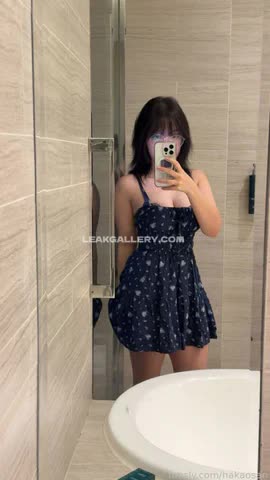 Hakaosan Floral Dress Mirror Selfie OnlyFans Photo Leaked
