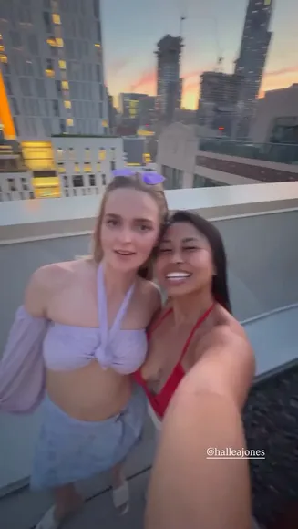 halleajones... video thumbnail