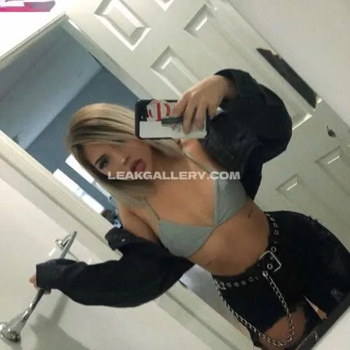Halletwirk / Halle_kirk Exclusive Leaked Nude OnlyFans #15467467