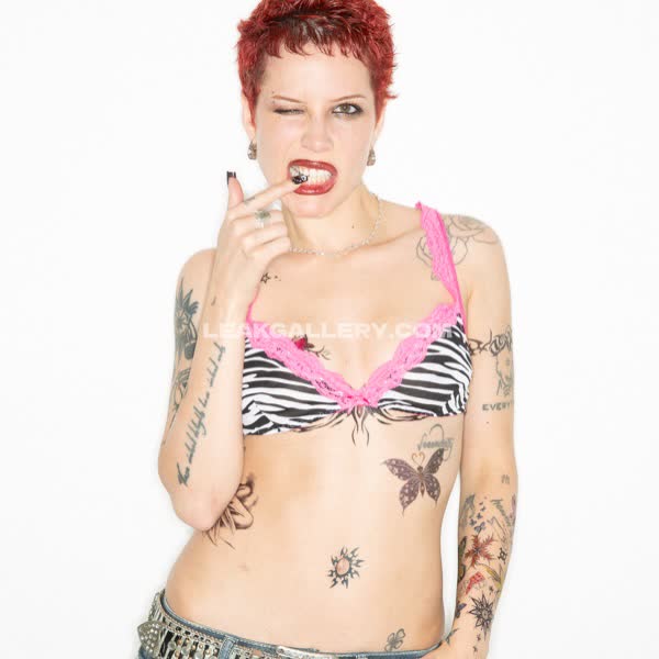 Halsey Exclusive Leaked Nude OnlyFans #13482232
