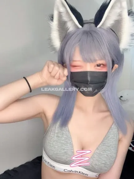Hamusukee Grey Bra Tease OnlyFans Photo Leaked