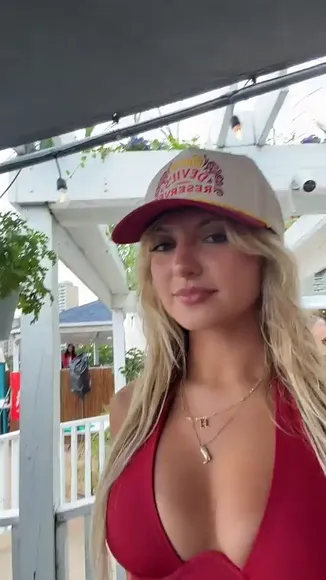 hannah.montoya video thumbnail
