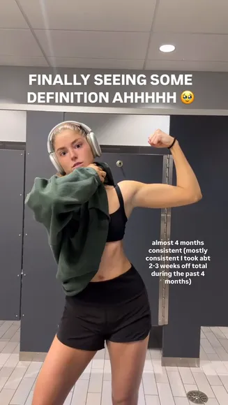 Hannah Midriff Flexing In Gym OnlyFans Video Leaked