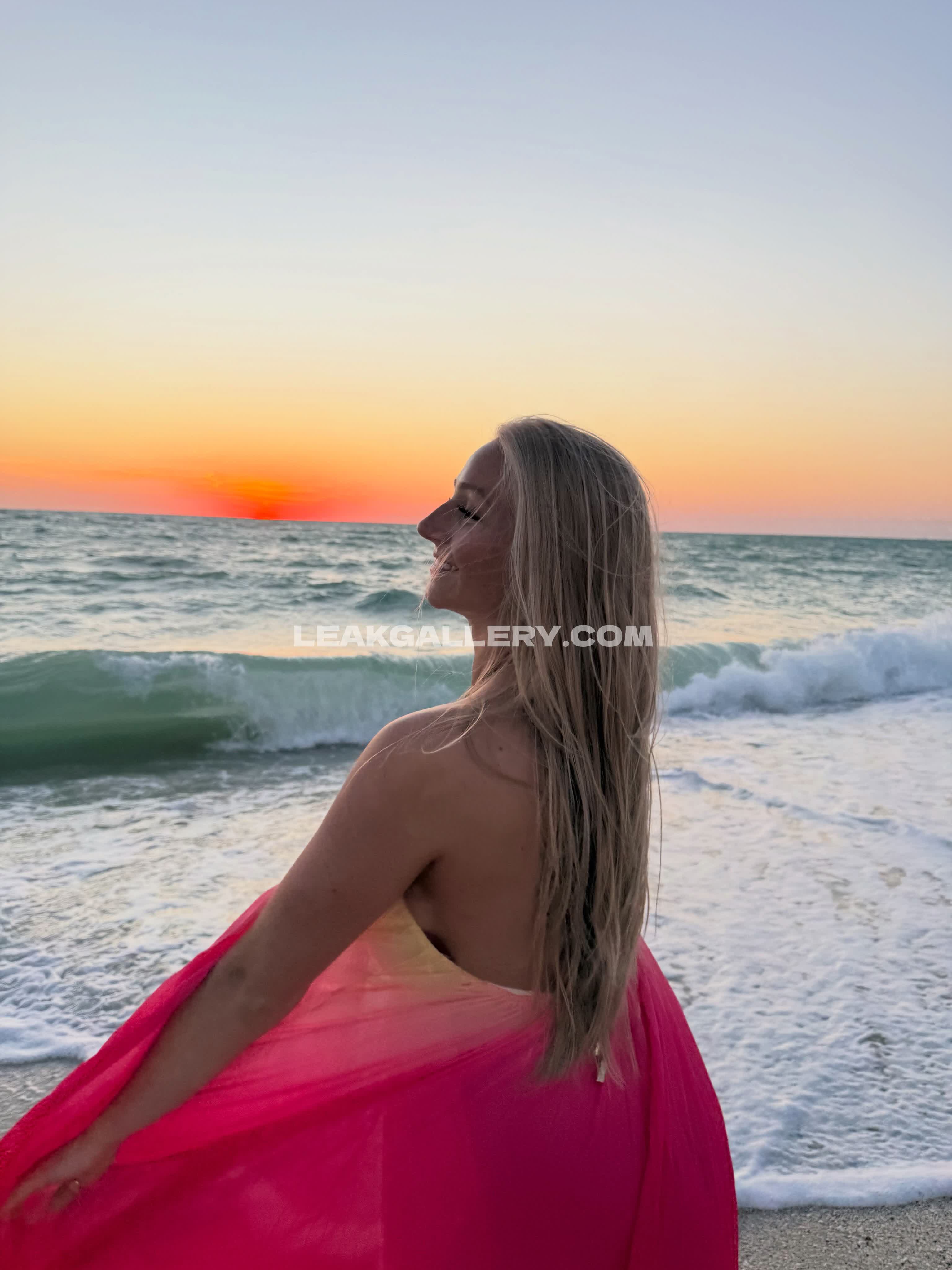 Hannah_woods8 Exclusive Leaked Nude OnlyFans #12953232