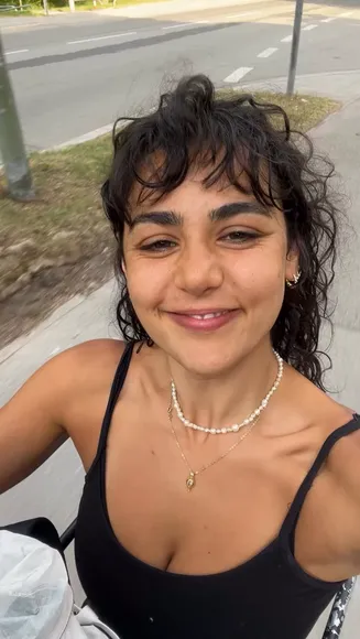 helenaaar video thumbnail