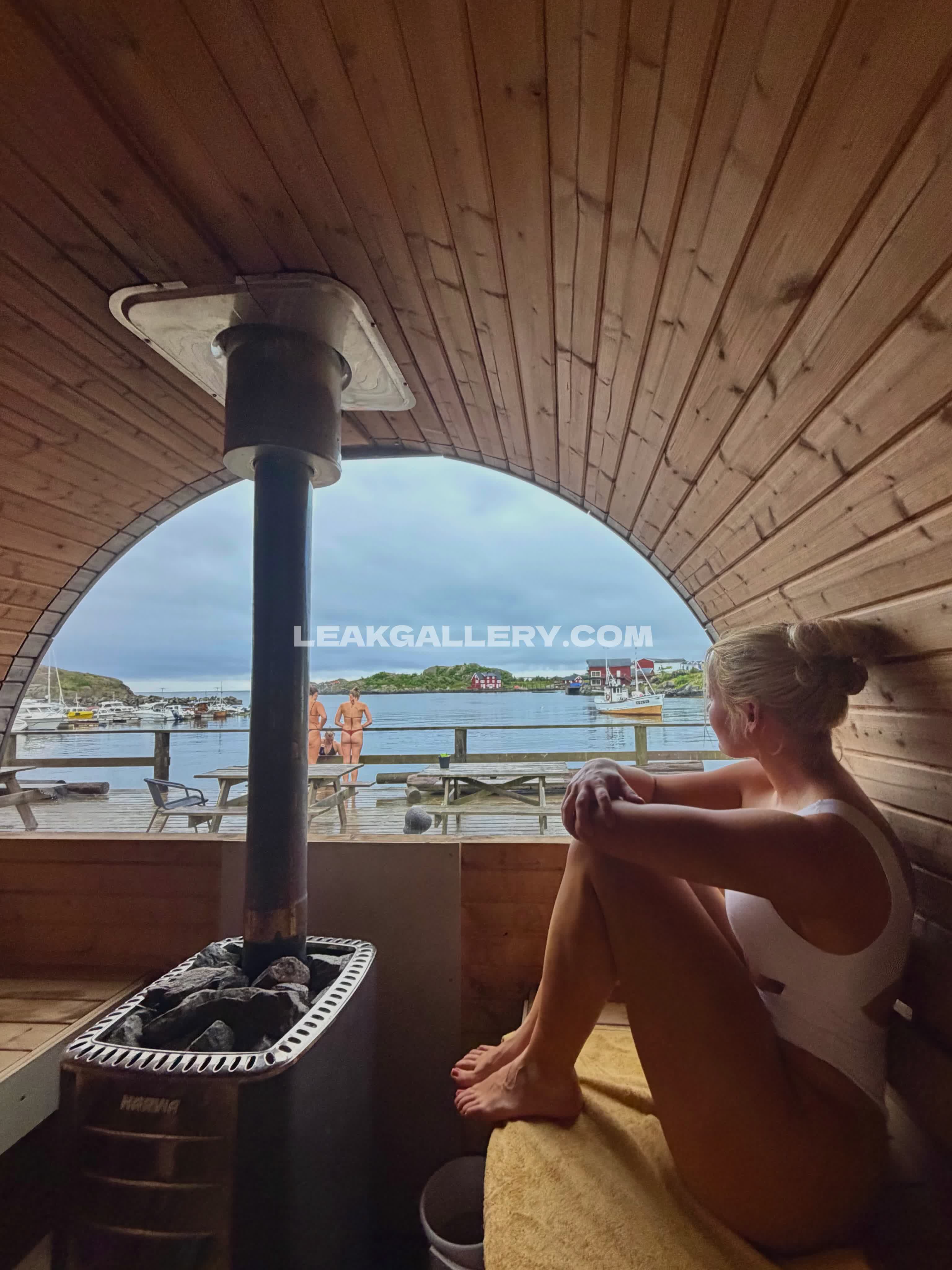Heleneelises Exclusive Leaked Nude OnlyFans #13346714