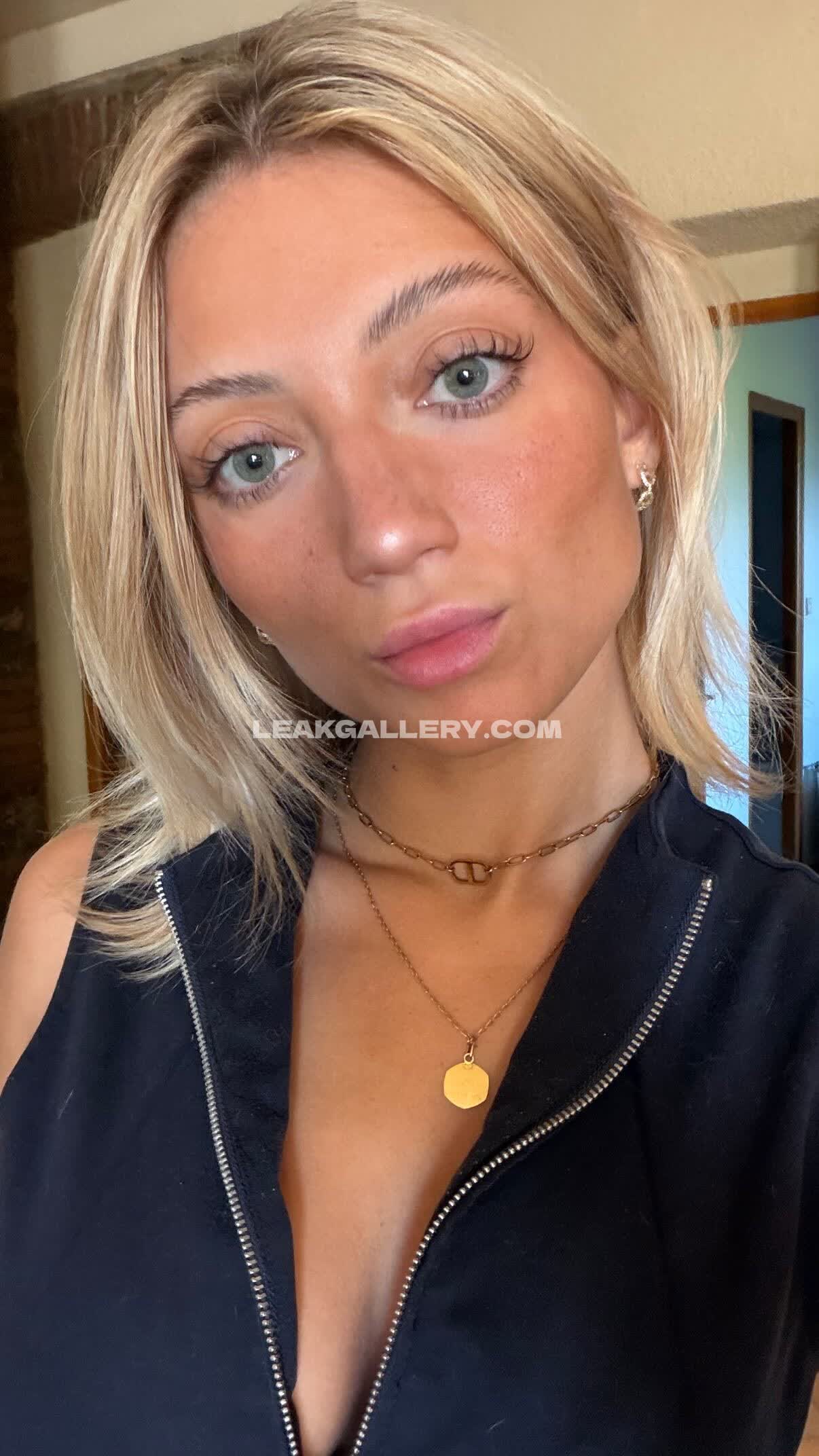 Hello__iris OnlyFans Nudi in Esclusiva Trapela #12555404