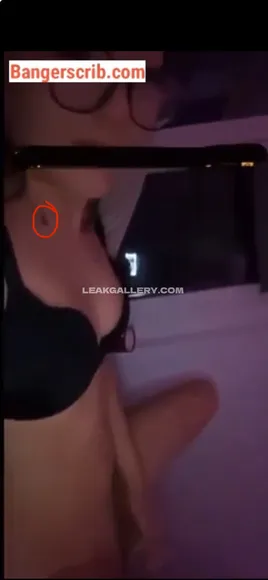 Helydia Black Bra Tease OnlyFans Photo Leaked