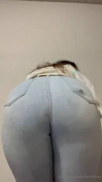 Hershikiss Tight Jeans Ass Shake OnlyFans Video Leaked