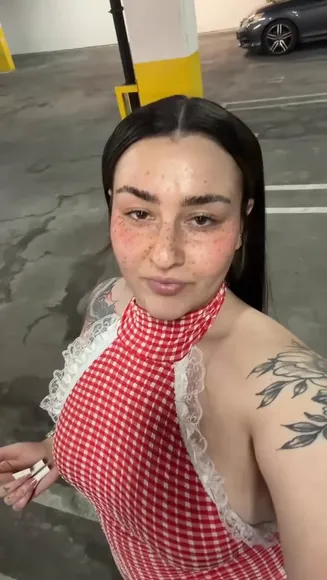 Heyhayx Red Gingham Pants Ass OnlyFans Video Leaked