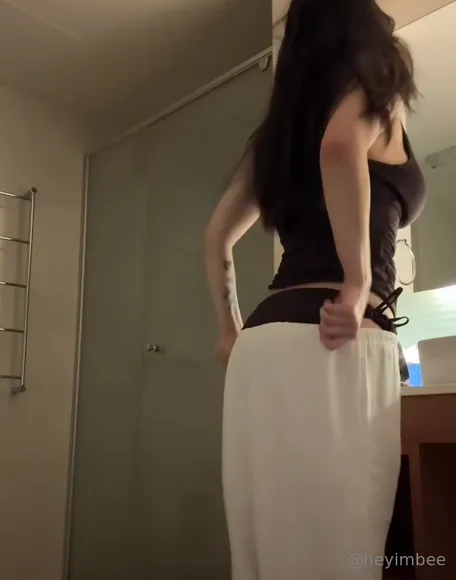 Heyimbee Black Thong Ass Tease OnlyFans Video Leaked