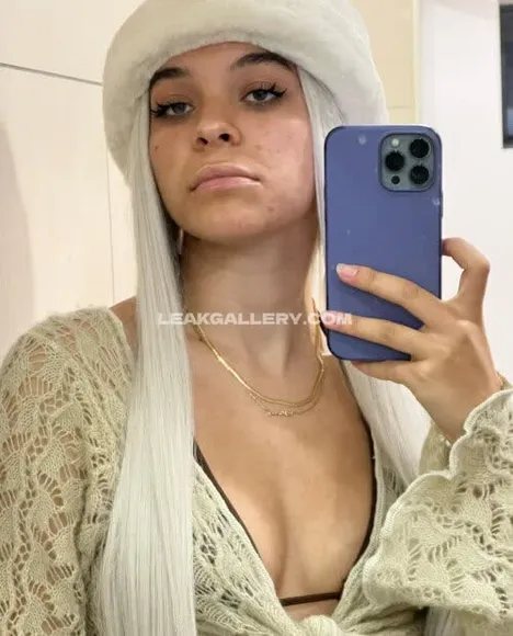 heyimrue__