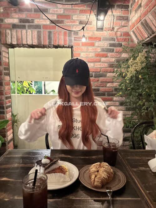 Hhh.e_c.v Exclusive Leaked Nude OnlyFans #12268745