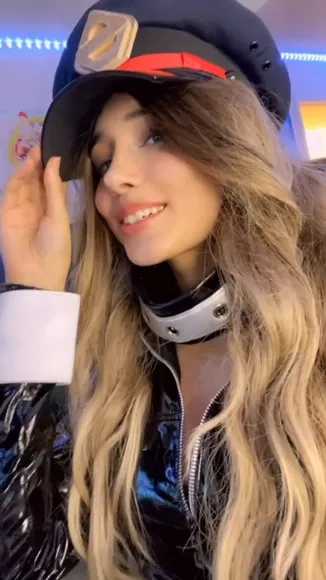 Hinawynne Leather Jacket Tease OnlyFans Video Leaked