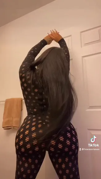 Hoeassria Sheer Bodysuit Ass Twerk OnlyFans Video Leaked