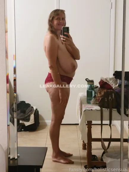 Holisticsensual / Busty_petra Exclusive Leaked Nude OnlyFans #15237521