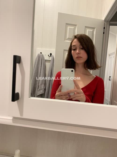 Holls8 Exclusive Leaked Nude OnlyFans #14843739