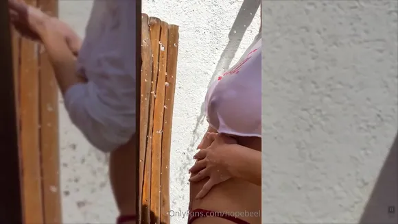 Hopebeel Soaked Shirt Ass Tease OnlyFans Video Leaked