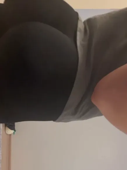 husvjall video thumbnail