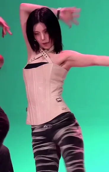 hwang_yeji